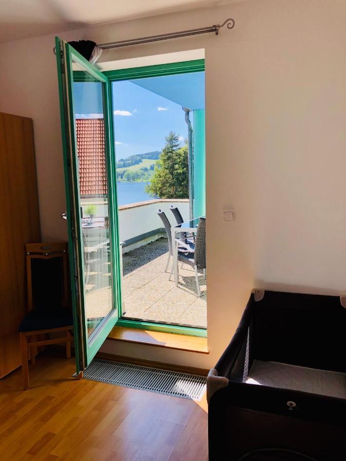 Apartman Adam Lipno nad Vltavou Exteriör bild