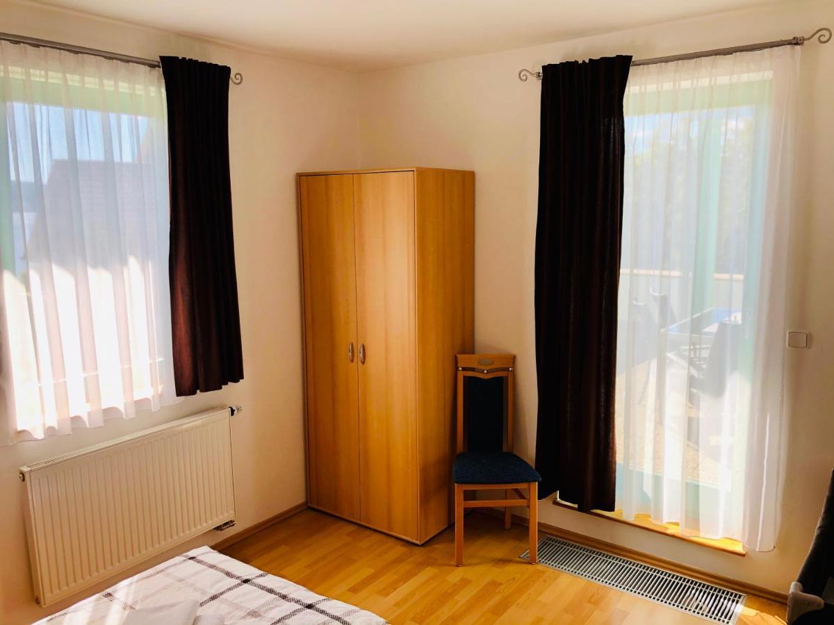 Apartman Adam Lipno nad Vltavou Exteriör bild